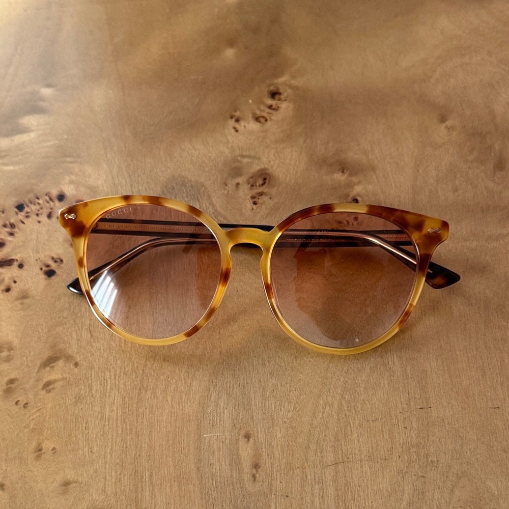 Gucci Tortoise Shell Sunglasses with Brown Gradient Lenses